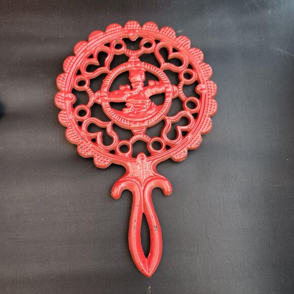 Cast Iron Sunburst Girl Bonnet Footed Trivet Red Enamel Set 2 VTG Folk Art Wall - Picture 2 of 10